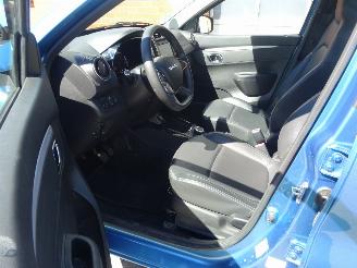 Dacia Spring Electric Essential, Klima, Leder, Navi picture 12