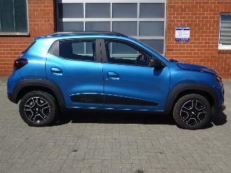 Dacia Spring Electric Essential, Klima, Leder, Navi picture 6