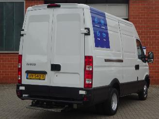 Iveco Daily 40-C15 3.0 107kw, Airco, Cruise, Trekhaak 3500 kg picture 4