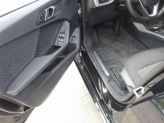 BMW 1-serie 118i Advantage 136pk Automaat, Airco, Navi-MMS, Cruise, Lane assist picture 10