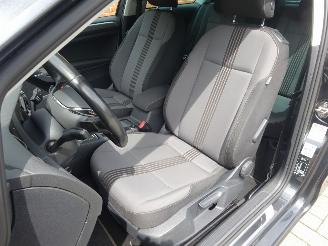 Volkswagen Golf Comfortine Allstar 81kw DSG Automaat, Adaptive cruise, Climate control picture 15