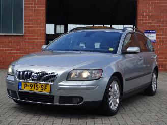 Volvo V-50 Momentum 2.4i Automaat 125kw, Leer, Navi, Cruise, APK picture 2