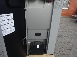 Alle  Froling PE1c Pellet 16  /  Pelletkachel  16,2 kw  Energie KLasse A++ picture 7