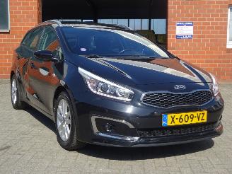 Kia Cee d Sportswagon 1.4i 74kw Comfortline, Airco, Cruise, El.pakket picture 3
