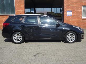 Kia Cee d Sportswagon 1.4i 74kw Comfortline, Airco, Cruise, El.pakket picture 6