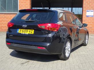 Kia Cee d Sportswagon 1.4i 74kw Comfortline, Airco, Cruise, El.pakket picture 4