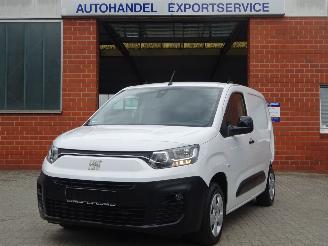 Fiat Doblo PureTech 1.2i 81kw/110pk Euro6, Airco, Cruise, Camera, DAB+ 2023/6