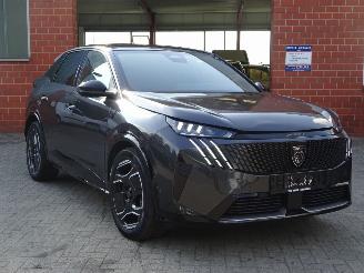 Peugeot e-3008 GT 157kw/214pk, Elektro WLTP 524 km picture 3