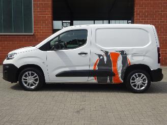 Citroën Berlingo \"Club\" 1.2i 81kw/110pk Euro6, Airco, Cruise, Schuifdeur, 3 zitplaatsen picture 10