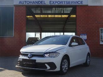 skadebil auto Volkswagen Polo Life 1.0i 59kw Benzine, Airco, Cruise, DiGi, Apple, Android, PDC 2024/4