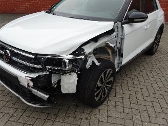 Volkswagen T-Roc Style 110kw/150pk DSG Automaat, Half leer, DAB+, Navi picture 6