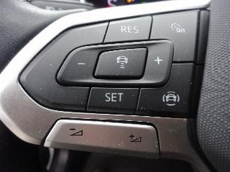 Volkswagen T-Roc Style 110kw/150pk DSG Automaat, Half leer, DAB+, Navi picture 31