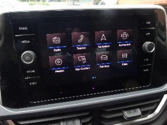 Volkswagen T-Roc Style 110kw/150pk DSG Automaat, Half leer, DAB+, Navi picture 28