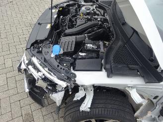 Volkswagen T-Roc Style 110kw/150pk DSG Automaat, Half leer, DAB+, Navi picture 10