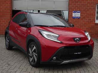 Toyota Aygo JBL 53 kw Euro6, Navi, DAB+, Camera, Half leer,Cruise & Climate picture 3