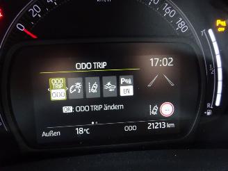 Toyota Aygo JBL 53 kw Euro6, Navi, DAB+, Camera, Half leer,Cruise & Climate picture 22