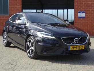 Volvo V-40 T3 Polar+ Sport R-Design, Panorama, Navi, Climate & Cruise, Leer picture 3