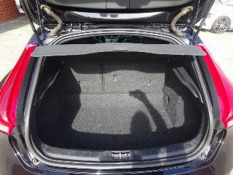 Volvo V-40 T3 Polar+ Sport R-Design, Panorama, Navi, Climate & Cruise, Leer picture 12