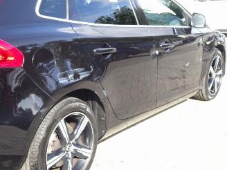 Volvo V-40 T3 Polar+ Sport R-Design, Panorama, Navi, Climate & Cruise, Leer picture 9