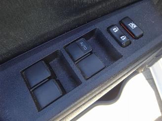 Toyota Yaris Hybrid, Panorama, Leer, Navi, Cruise & Climate control picture 14