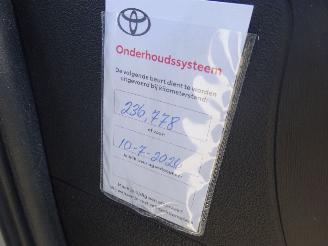 Toyota Yaris Hybrid, Panorama, Leer, Navi, Cruise & Climate control picture 25
