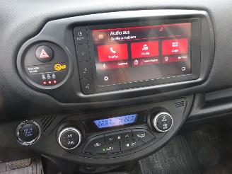 Toyota Yaris 1.5i Active Automaat, Climate & Cruise, Multmedia picture 15