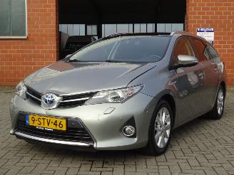 Toyota Auris Touring Sports 1.8i Hybride , Panorama, Navi, Camera, Cruise & Climate control picture 2