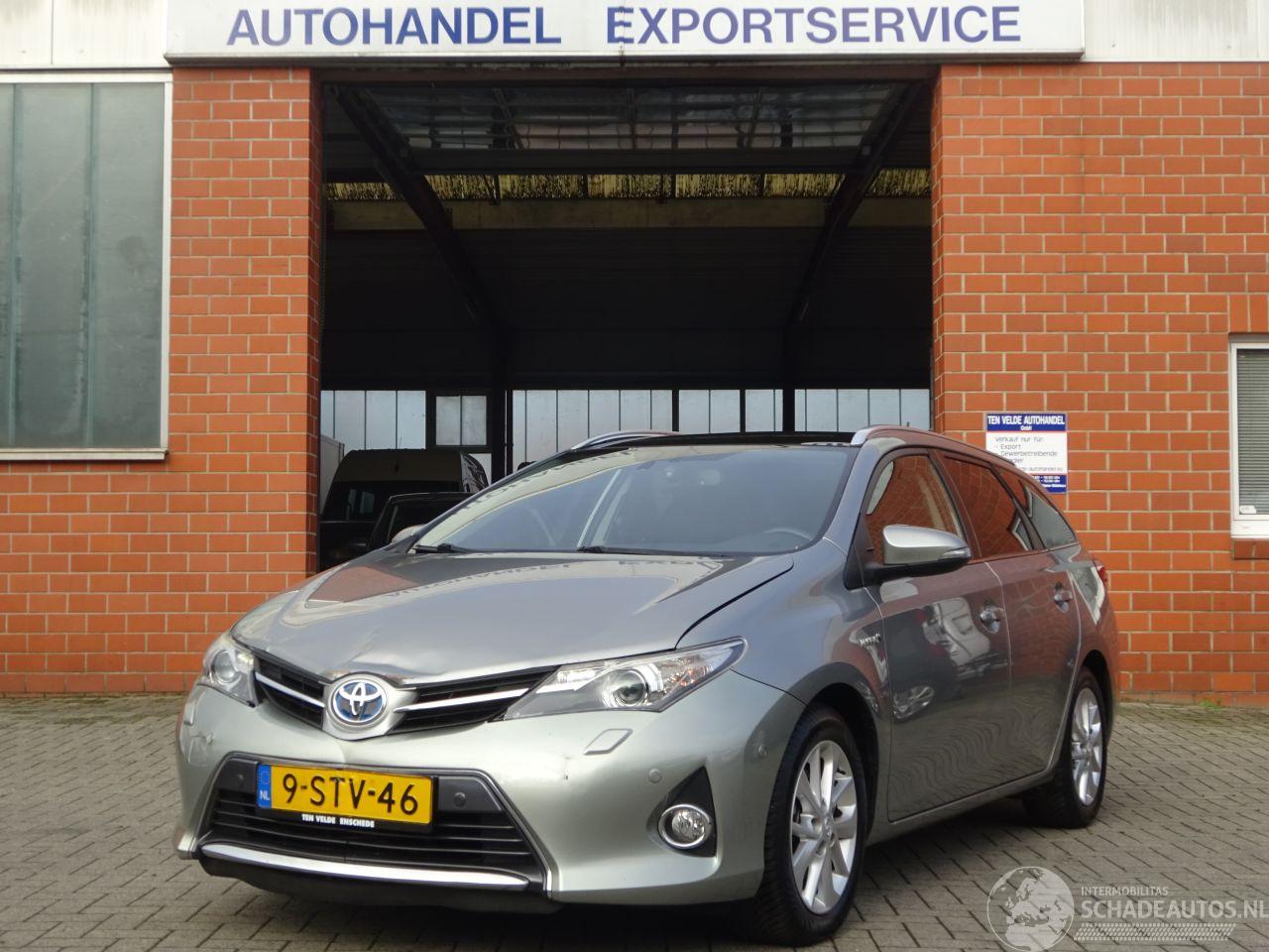 Toyota Auris Touring Sports 1.8i Hybride , Panorama, Navi, Camera, Cruise & Climate control