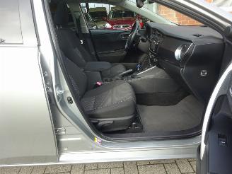 Toyota Auris Touring Sports 1.8i Hybride , Panorama, Navi, Camera, Cruise & Climate control picture 7