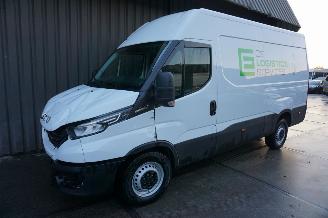 Iveco Daily 2.3D 101kW Automaat 35S14V  352L H3 picture 7