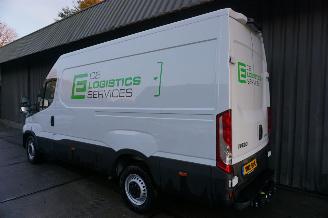 Iveco Daily 2.3D 101kW Automaat 35S14V  352L H3 picture 10