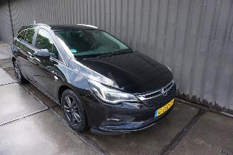 Opel Astra 1.0 Turbo 77kW 120 Jaar Edition Sports Tourer picture 3