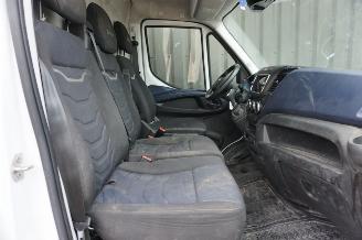 Iveco Daily 2.3 101kW Dubbellucht Clima Achteruitrijcamera H2 picture 46