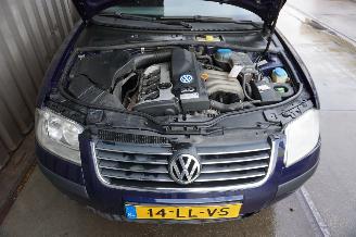 Volkswagen Passat 2.0-20V 96kW Clima Arctic picture 21