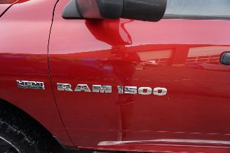 Dodge Ram 5.7 V8 HEMI  291kW 4X4 Quad Cab 6\\\'4 picture 12