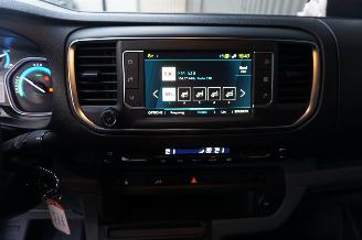 Peugeot e-Expert 50kWh 100KW Automaat Navigatie Standard Premium picture 31