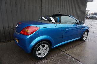 Opel Tigra 1.4-16V 66kW Airco TwinTop Rhythm picture 4