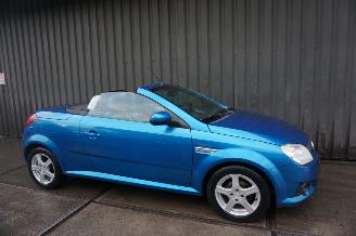 Opel Tigra 1.4-16V 66kW Airco TwinTop Rhythm picture 2