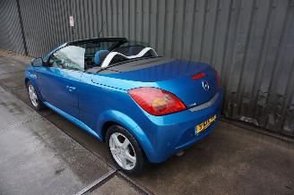 Opel Tigra 1.4-16V 66kW Airco TwinTop Rhythm picture 20