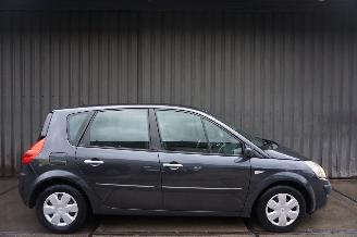 Schadeauto Renault Scenic 1.6-16V 82kW Clima Business Line 2009/6