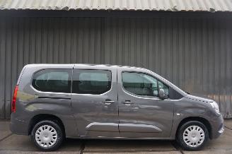 damaged passenger cars Opel Combo Tour 1.2 Turbo 81kW 7 Pers. Airco L2H1 Edition 2019/12