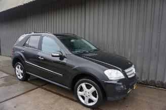 Mercedes ML 350 3.0 CDI 165kW Automaat picture 2
