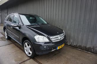 Mercedes ML 350 3.0 CDI 165kW Automaat picture 3