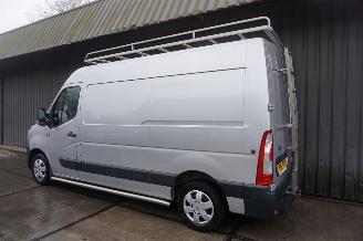 Renault Master T35 2.3 dCi 110kW Airco Achteruitrijcamera Navigatie L2H3 Energy picture 9