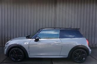 Mini Cooper S 2.0 141kW Clima Stoelverwarming Automaat Serious Business picture 6