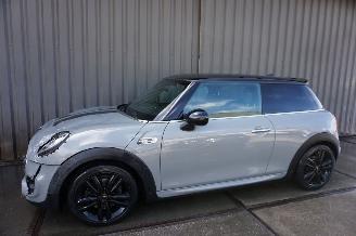 Mini Cooper S 2.0 141kW Clima Stoelverwarming Automaat Serious Business picture 7