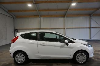 damaged passenger cars Ford Fiesta 1.25 44kW Airco Limited 2009/12