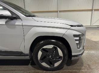 Hyundai Kona 115kW Comfort 48.4 kWh picture 16