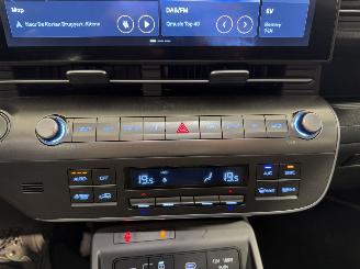 Hyundai Kona 115kW Comfort 48.4 kWh picture 35