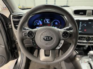 Kia Soul EV 27kWh 81kW ExecutiveLine DAB Stoel/Stuurverwarming picture 35